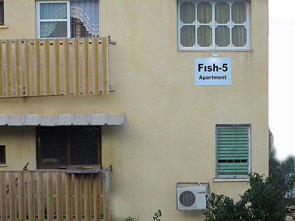 طبريا Fish 5 Apartment الغرفة الصورة